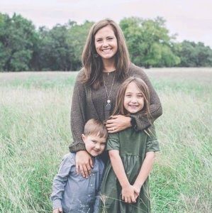 Meet your Posher, Mandie